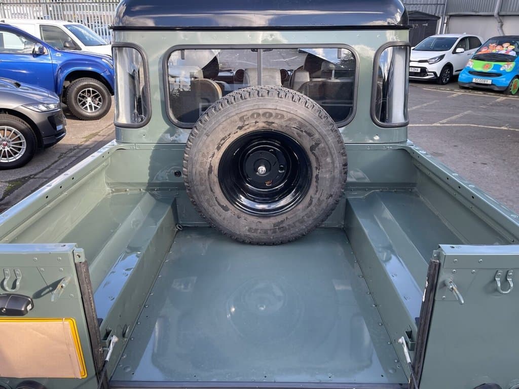 Land Rover Defender Part exchange Welcome & Finance Available