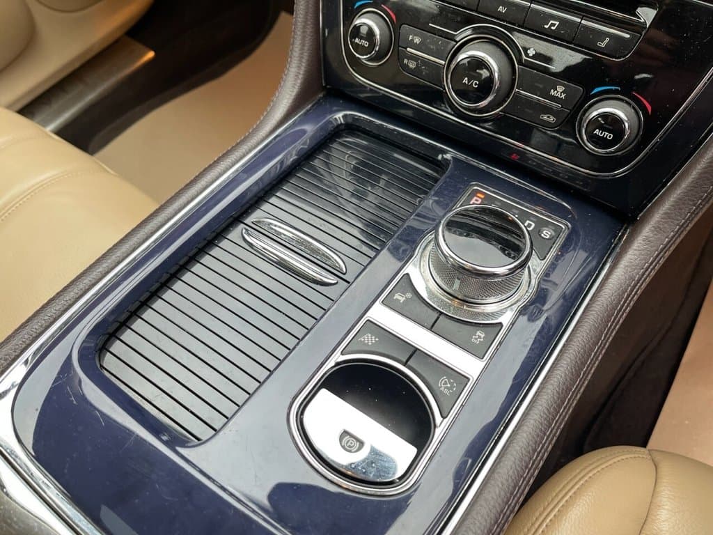 Jaguar XJ Part exchange Welcome & Finance Available